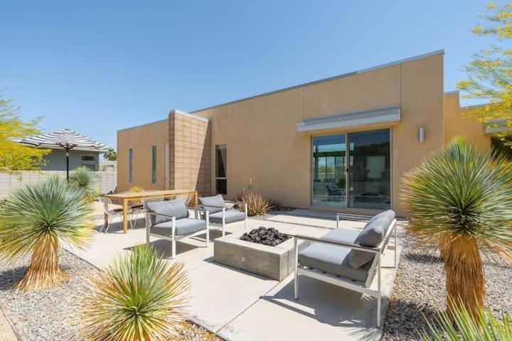 Chic Luxurious Desert Home- Private Pool Hot Tub Palm Springs Exterior foto